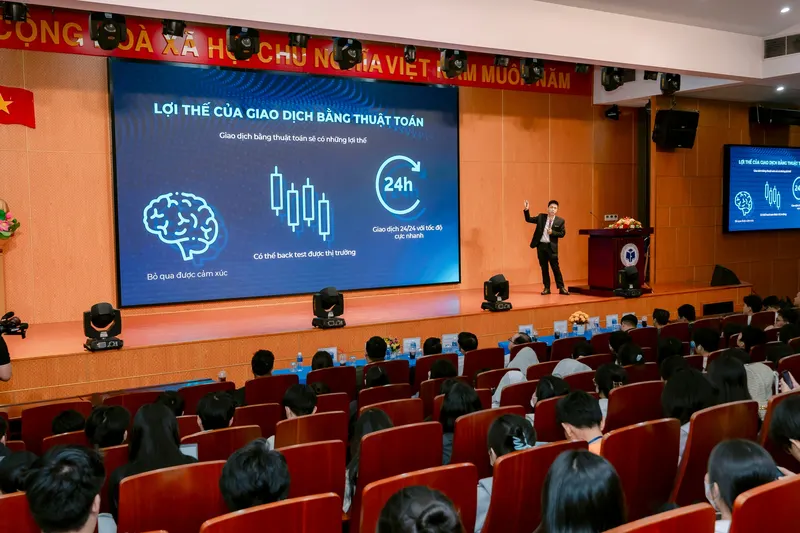 LAN TỎA KIẾN THỨC TÀI CHÍNH CÙNG SINH VIÊN ĐẠI HỌC CÔNG THƯƠNG